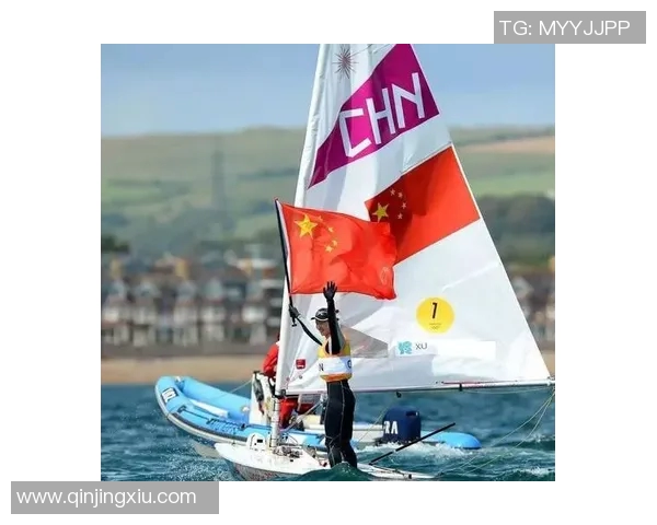 中国队晋级奥运帆船决赛，比赛画面美如画